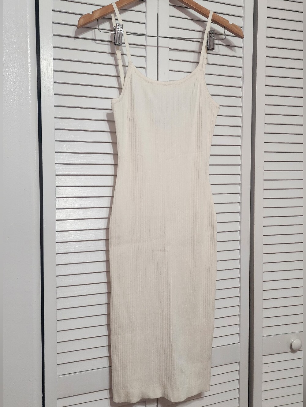 Hera Collection Cream Ribbed Midi Stretch Dress